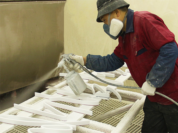 日合標識制作工藝二：噴漆