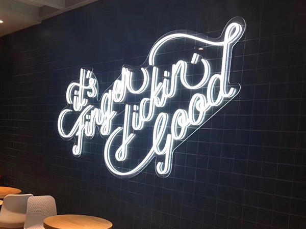 霓虹燈發(fā)光字;室內(nèi)霓虹燈;日合霓虹燈標(biāo)識(shí)制作