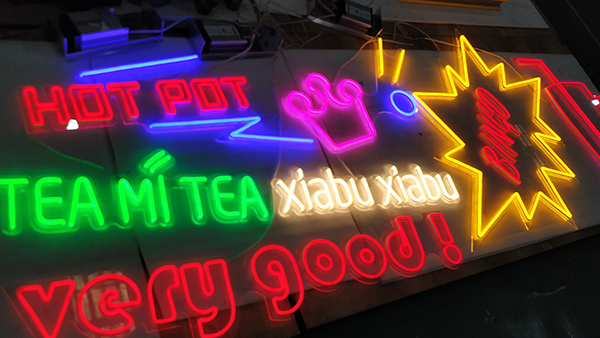 呷哺呷哺深圳店