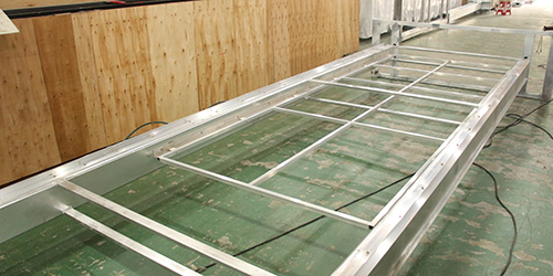 BP加油站品牌柱;9米加油站立柱;日合廣告牌制作