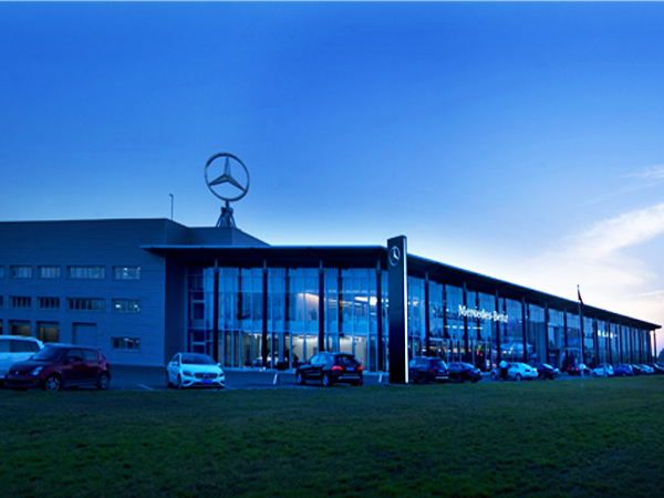 日合精選案例二：奔馳汽車4S店標識定制